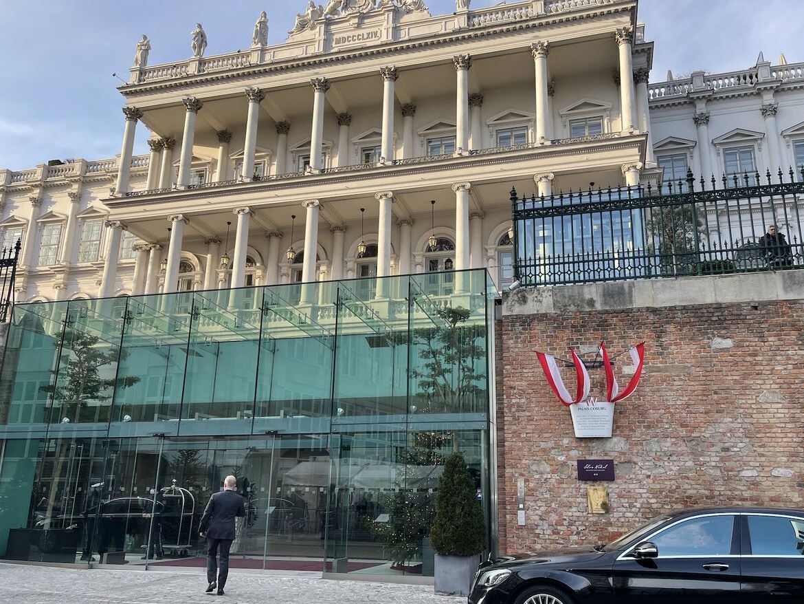 خبرگزاری دولت: توقف مذاکرات وین صحت ندارد؛ گفتگوها سه روز به خاطر تعطیلات سال نو میلادی متوقف میشود؛ ۱۳ دی مذاکرات دوباره از سر گرفته میشود خبرگزاری دولت: توقف مذاکرات وین صحت ندارد؛ گفتگوها سه روز به خاطر تعطیلات سال نو میلادی متوقف میشود؛ ۱۳ دی مذاکرات دوباره از سر گرفته میشود