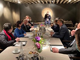 امیرعبداللهیان به وزیر خارجه آلمان: در این گامهای آخر مذاکرات وین، طرف مقابل نباید اشتباه محاسباتی کرده و مذاکرات را به فضای رسانهای بکشاند امیرعبداللهیان به وزیر خارجه آلمان: در این گامهای آخر مذاکرات وین، طرف مقابل نباید اشتباه محاسباتی کرده و مذاکرات را به فضای رسانهای بکشاند