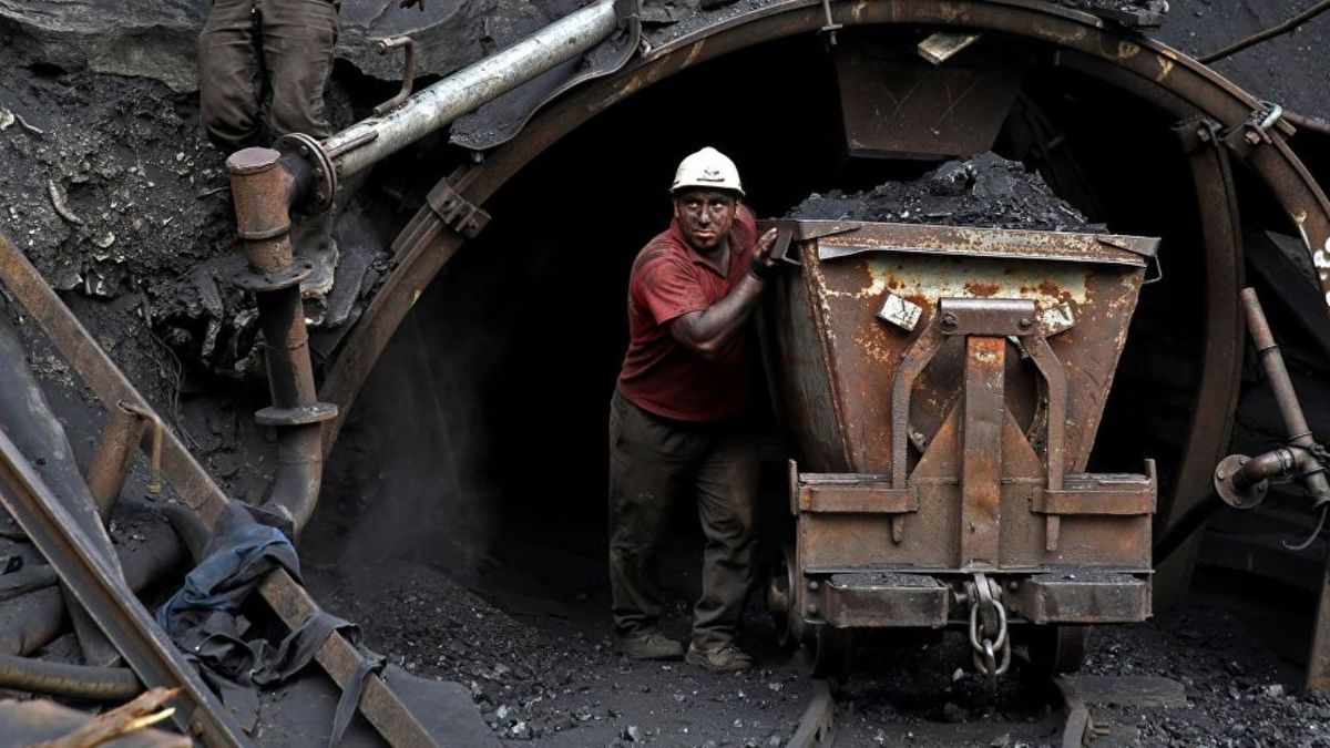 احتمال تغییر در شیوه تعیین حداقل دستمزد؛ آیا «مزد منطقهای» در راه است؟ احتمال تغییر در شیوه تعیین حداقل دستمزد؛ آیا «مزد منطقهای» در راه است؟