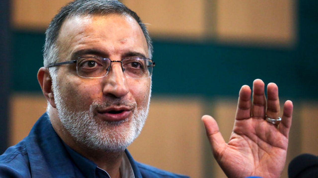 وقتی اصولگرایان برای شهردار شدن زاکانی همه کار کردند/ از تخریب منتقدان تا استناد به یک نامه بی اعتبار! وقتی اصولگرایان برای شهردار شدن زاکانی همه کار کردند/ از تخریب منتقدان تا استناد به یک نامه بی اعتبار!