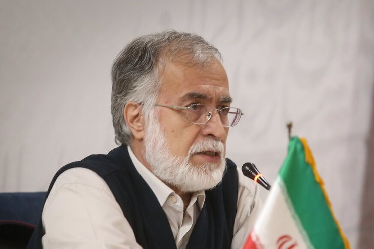 ظریف قربانی اختلاف خاتمی و روحانی شد؟/عطریانفر: سراسر کذب است ظریف قربانی اختلاف خاتمی و روحانی شد؟/عطریانفر: سراسر کذب است