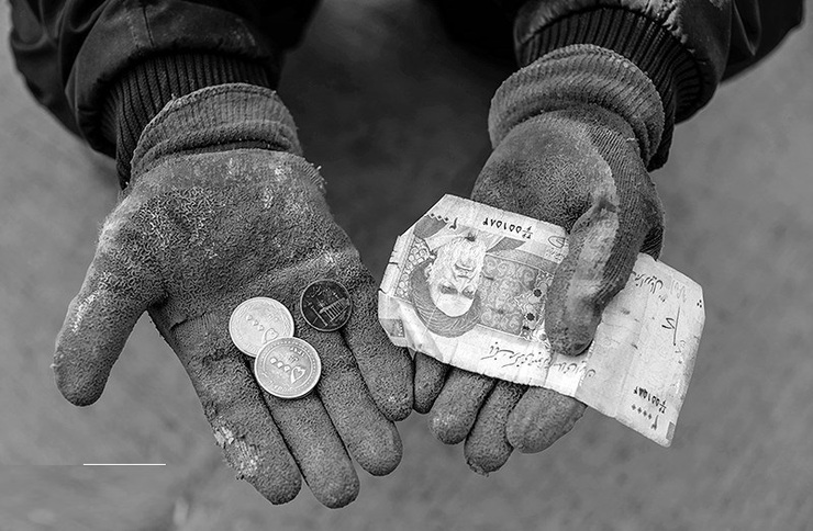 مردم ایران صدقه و هبه نمیخواهند، حقشان را میخواهند مردم ایران صدقه و هبه نمیخواهند، حقشان را میخواهند