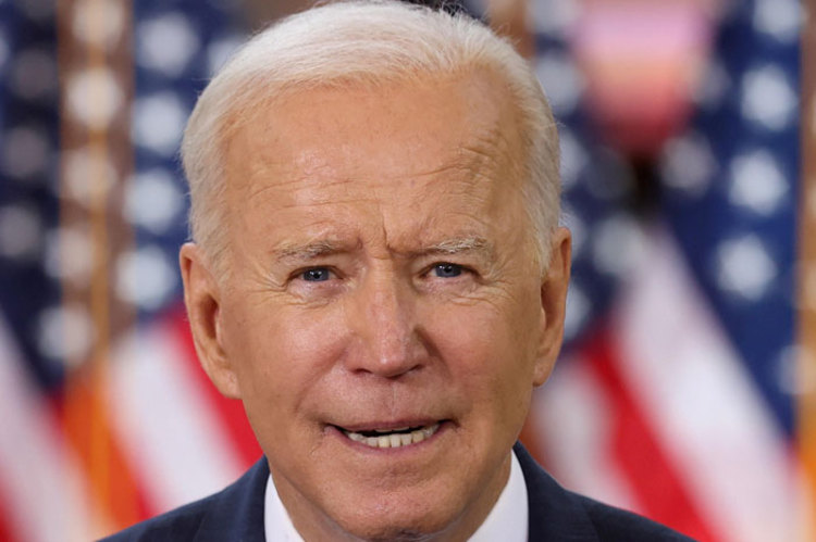 بایدن و معمای جدیدِ ایران؛ رئیسی تحریم باشد یا نباشد؟! بایدن و معمای جدیدِ ایران؛ رئیسی تحریم باشد یا نباشد؟!