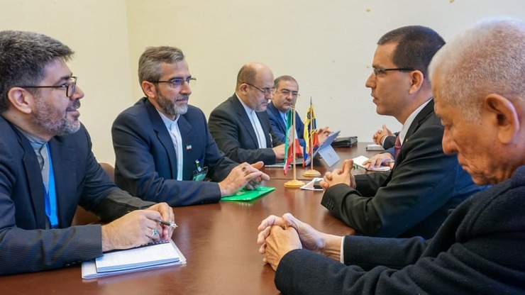 گمانه&zwnj;زنی رسانه&zwnj;های خارجی درباره کابینه احتمالی رئیسی