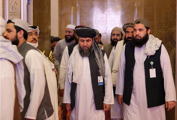 اختلاف نظر بر سر نوع مواجهه با طالبان در ایران؛ تعامل یا رویارویی؟/ایران هنوز تکلیف اش را در قبال طالبان نمی داند و برای چگونگی مواجهه با آن جریان تصمیمی اتخاذ نکرده است اختلاف نظر بر سر نوع مواجهه با طالبان در ایران؛ تعامل یا رویارویی؟/ایران هنوز تکلیف اش را در قبال طالبان نمی داند و برای چگونگی مواجهه با آن جریان تصمیمی اتخاذ نکرده است