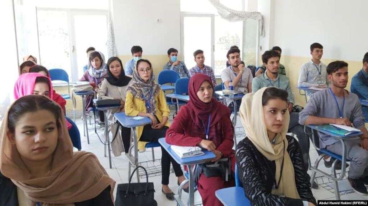 نخستین فتوای طالبان: آموزش مختلط ممنوع نخستین فتوای طالبان: آموزش مختلط ممنوع