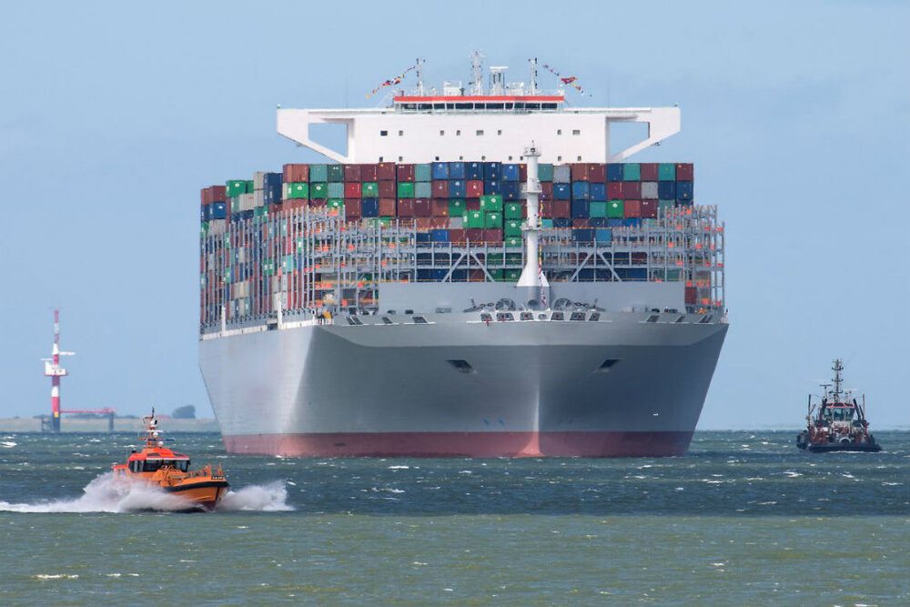 حتی کشتیهای چینی هم به خاطر تحریم ها، وارد بنادر ایران نمیشوند حتی کشتیهای چینی هم به خاطر تحریم ها، وارد بنادر ایران نمیشوند