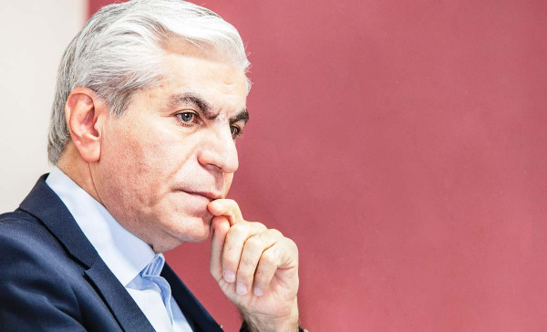 ابهامات محكوميت مديران پيشين بانك مركزي