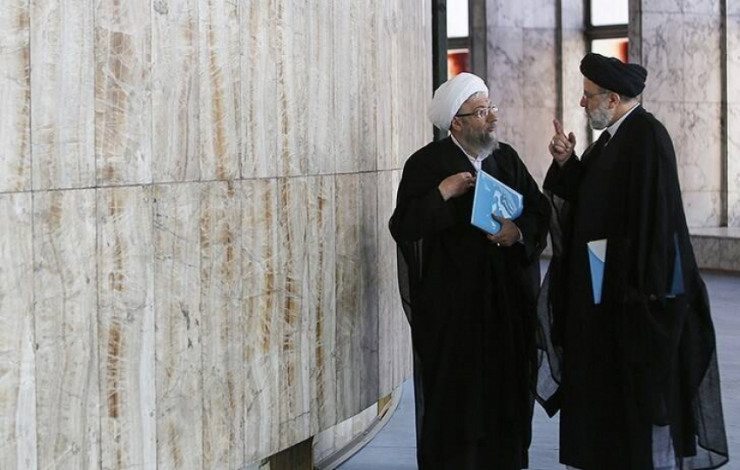 مخالفتهای زیرپوستی آملیلاریجانی با دولت رئیسی؛ از امضا نکردن اعتبارنامه تا مخالفت با واردات خودرو مخالفتهای زیرپوستی آملیلاریجانی با دولت رئیسی؛ از امضا نکردن اعتبارنامه تا مخالفت با واردات خودرو