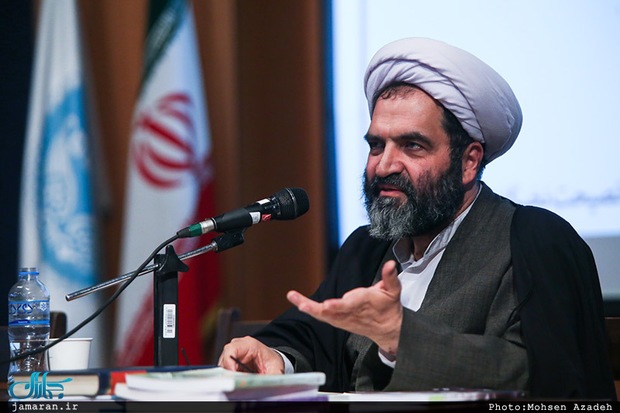 سروش محلاتی: اساس حکمرانی تحلیل عاقلانه از حوادث آینده است/ ما مردم را چه حساب کردیم؟ یک جایی این عصبانیت و ناراحتی عکس العمل خود را نشان می دهد سروش محلاتی: اساس حکمرانی تحلیل عاقلانه از حوادث آینده است/ ما مردم را چه حساب کردیم؟ یک جایی این عصبانیت و ناراحتی عکس العمل خود را نشان می دهد