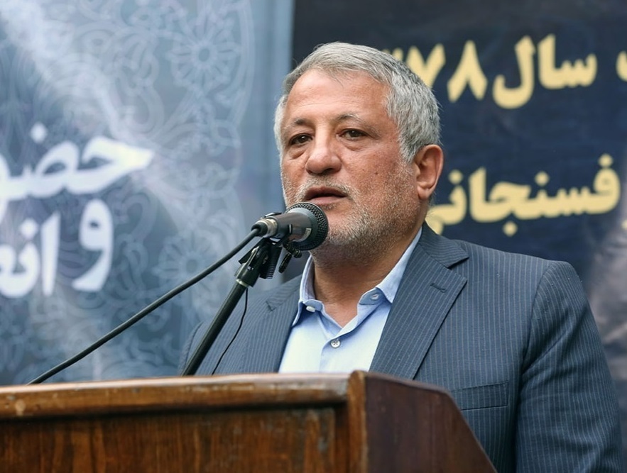 محسن هاشمی: الان مردم تحمل میکنند، ولی معیشتشان دچار مشکل شده / امیدوارم رویکردی که آیتالله هاشمی مطرح کردند، دیده شود تا مردم اینقدر در فشار نباشد؛ ایشان مبارزه با افراط را هم دنبال میکردند محسن هاشمی: الان مردم تحمل میکنند، ولی معیشتشان دچار مشکل شده / امیدوارم رویکردی که آیتالله هاشمی مطرح کردند، دیده شود تا مردم اینقدر در فشار نباشد؛ ایشان مبارزه با افراط را هم دنبال میکردند