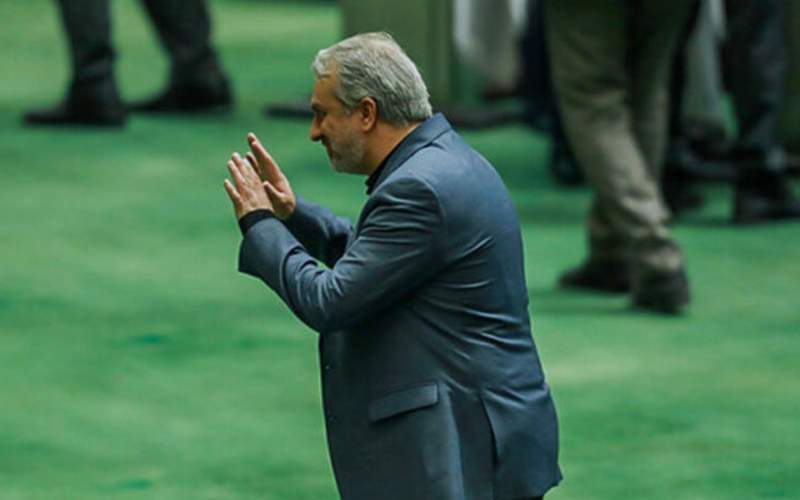 نه قرعهکشی حذف شد و نه ۱۰۰هزار خودروی وارداتی به بازار رسید نه قرعهکشی حذف شد و نه ۱۰۰هزار خودروی وارداتی به بازار رسید