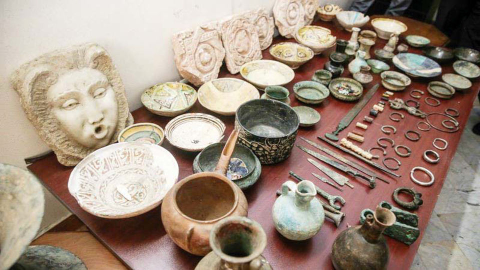 چوب حراج به میراث ایران! شوخی میکنید؟ چوب حراج به میراث ایران! شوخی میکنید؟