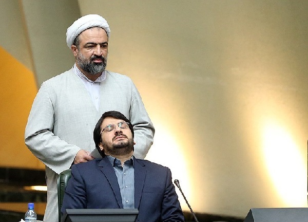 محسن رضایی از دولت می رود؛ «مهرداد بذرپاش» وزیر صمت می شود محسن رضایی از دولت می رود؛ «مهرداد بذرپاش» وزیر صمت می شود