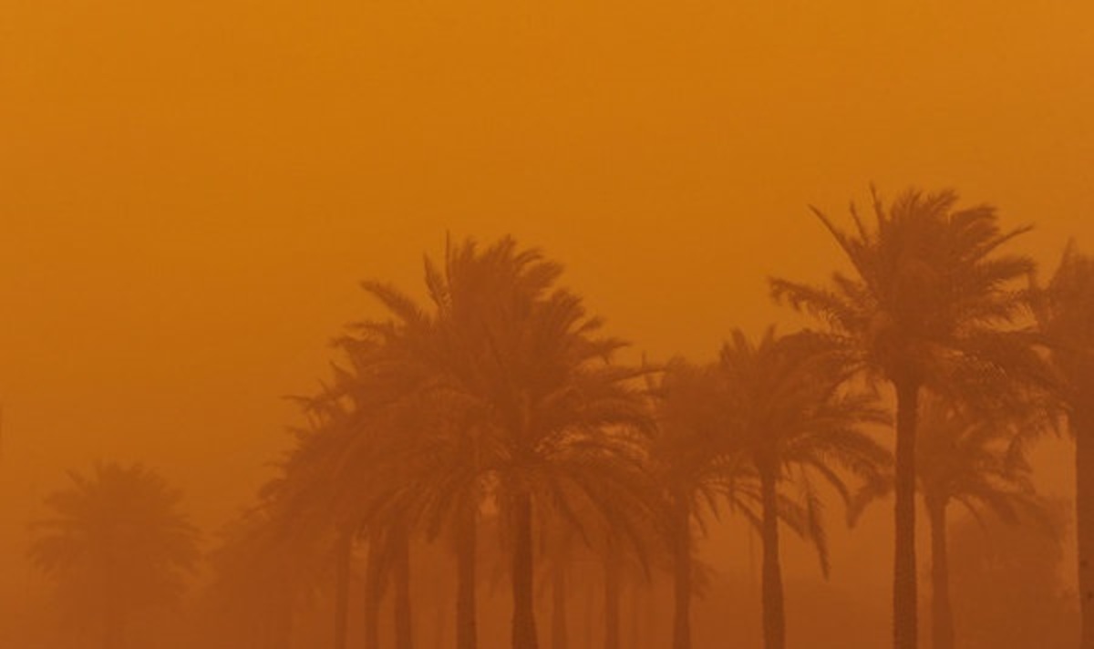 هواشناسی ۲۰ مرداد ۱۴۰۱/ انتقال توده گرد و خاک از عراق به ایران هواشناسی ۲۰ مرداد ۱۴۰۱/ انتقال توده گرد و خاک از عراق به ایران