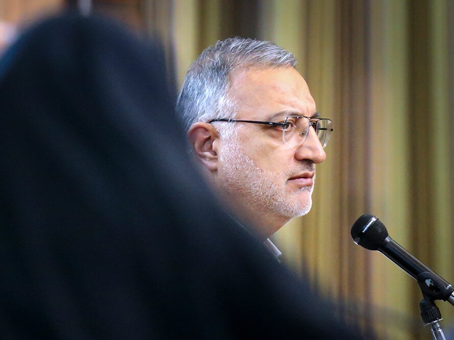 چمران، رئیس شورای شهر تهران: زاکانی از شهرداری نخواهد رفت؛ رای دیوان عدالت درباره لزوم داشتن سوابق مرتبط شغلی برای شهرداران شهرهای بالای یک میلیون نفر، هیچ ارتباطی به او ندارد چمران، رئیس شورای شهر تهران: زاکانی از شهرداری نخواهد رفت؛ رای دیوان عدالت درباره لزوم داشتن سوابق مرتبط شغلی برای شهرداران شهرهای بالای یک میلیون نفر، هیچ ارتباطی به او ندارد