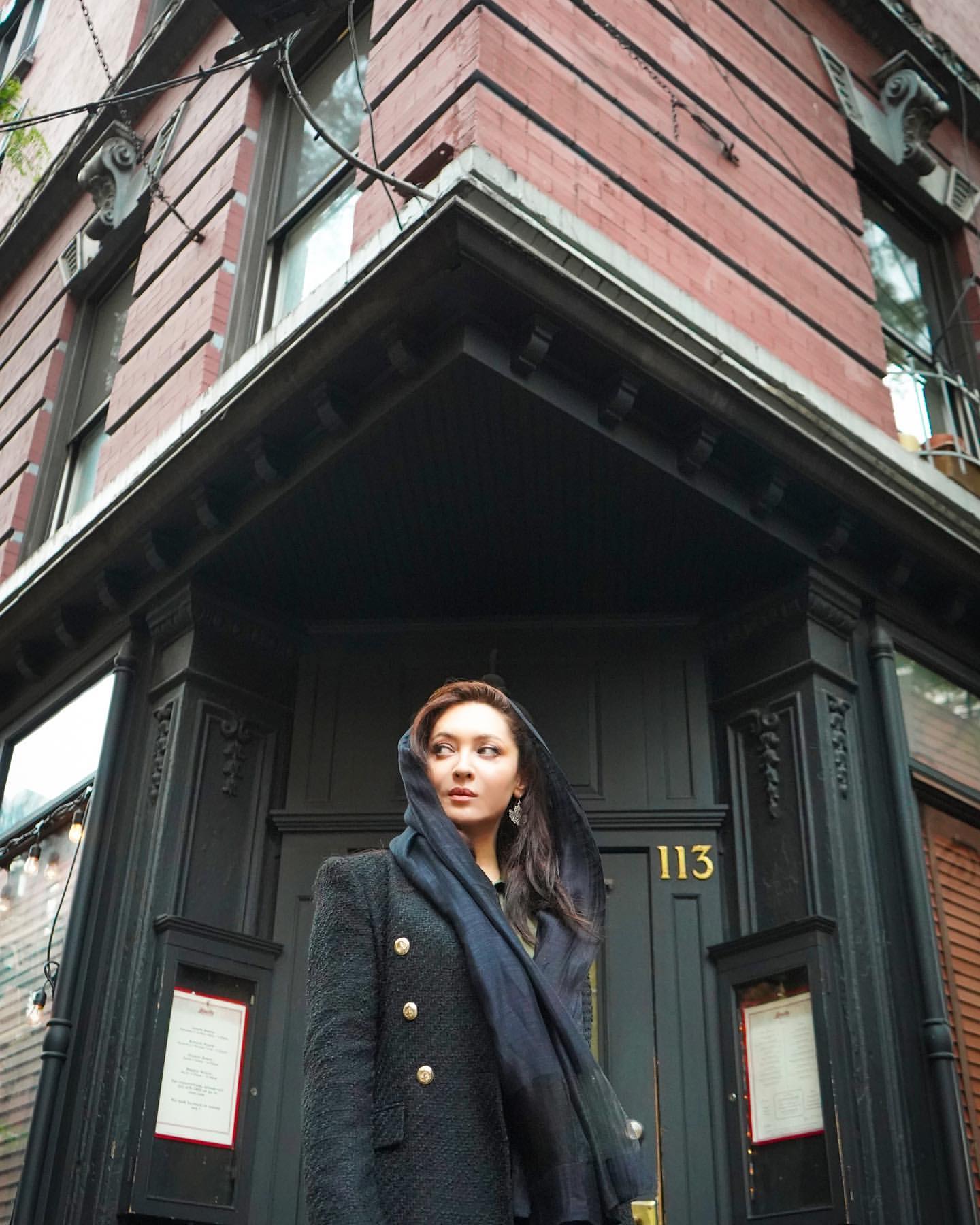 استایل شیک نیکی کریمی در خیابان های آمریکا + عکس استایل شیک نیکی کریمی در خیابان های آمریکا + عکس