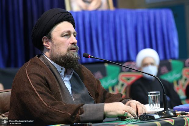 سید حسن خمینی: جامعه وقتی خوب میشود که تکتک ما خوب شویم/ اگر میخواهیم حسینی(ع) باشیم، باید خودمان را به جای بقیه بگذاریم؛ حکومت با مردم، مردم با مردم، رئیس با کارمند، باید این قاعده را رعایت کنند سید حسن خمینی: جامعه وقتی خوب میشود که تکتک ما خوب شویم/ اگر میخواهیم حسینی(ع) باشیم، باید خودمان را به جای بقیه بگذاریم؛ حکومت با مردم، مردم با مردم، رئیس با کارمند، باید این قاعده را رعایت کنند