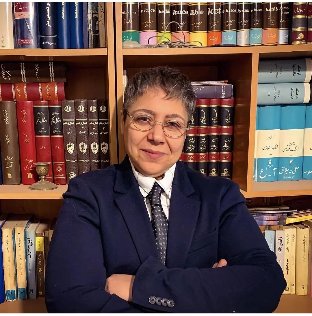 استایل جدید مازیار لرستانی با کت شلوار و کراوات/ عکس