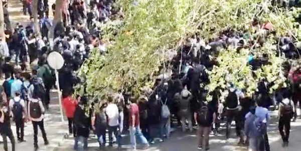 ضرورت ایجاد بستر قانونیاعتراضات ضرورت ایجاد بستر قانونیاعتراضات