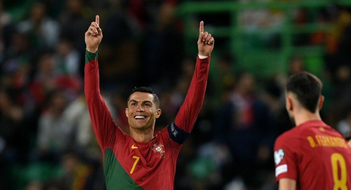 کریستیانو رونالدو رفتارش با علی دایی را تکرار کرد کریستیانو رونالدو رفتارش با علی دایی را تکرار کرد