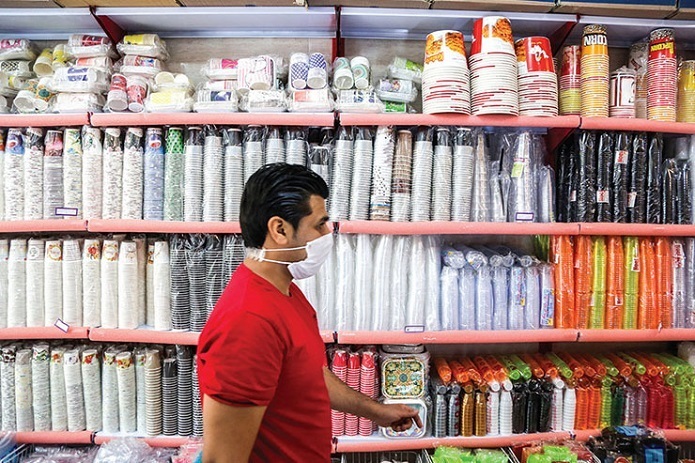 افزایش ۱۰۰ درصدی قیمت ظروف یکبار مصرف/ رکود در بازار بر اثر گرانی و عدم تمایل مردم افزایش ۱۰۰ درصدی قیمت ظروف یکبار مصرف/ رکود در بازار بر اثر گرانی و عدم تمایل مردم