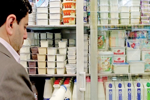 بررسی تغییرات قیمت 4 قلم کالای لبنی در ستاد تنظیم بازار بررسی تغییرات قیمت 4 قلم کالای لبنی در ستاد تنظیم بازار