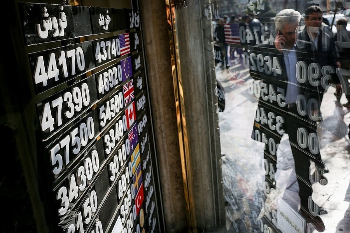 پشت پرده ماجرای دلار / قیمت دلار چرا ریخت، چطور برگشت؟ پشت پرده ماجرای دلار / قیمت دلار چرا ریخت، چطور برگشت؟