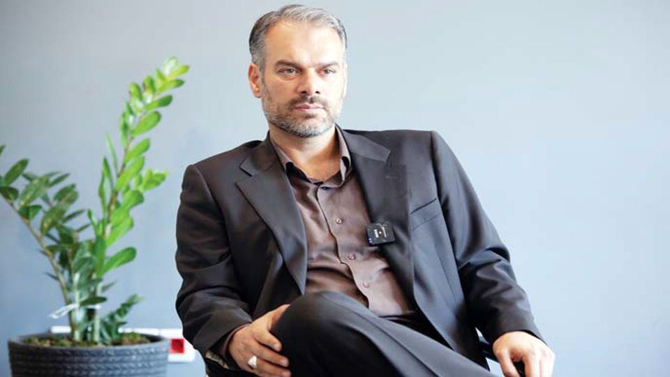 یک جریان تندرو می‌خواهد کشور و مردم را مأیوس و دلسرد کند