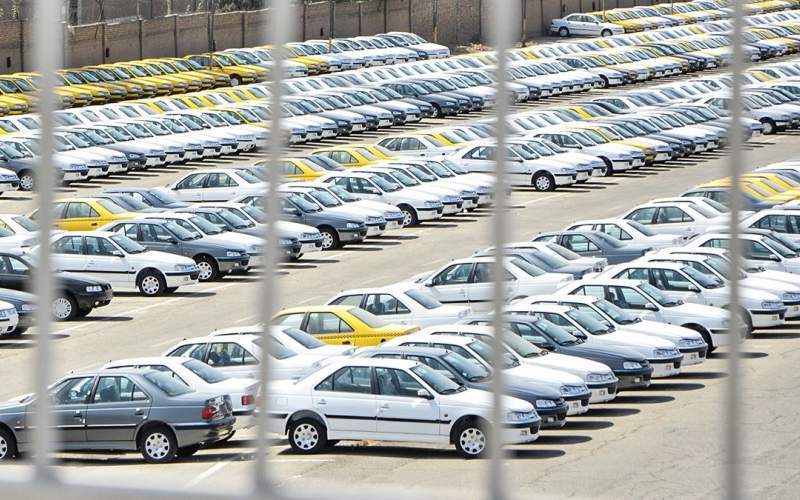 دست های پشت پرده نمیگذارد خودرو در داخل ارزان شود دست های پشت پرده نمیگذارد خودرو در داخل ارزان شود