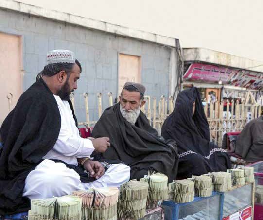 چرا ارزش افغانی از ریال پیشی گرفته است؟ چرا ارزش افغانی از ریال پیشی گرفته است؟