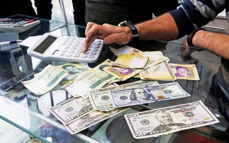 فنر ارزی اگر وجود ندارد چطور دلار از هزار تومان به این نرخ رسیده؟ فنر ارزی اگر وجود ندارد چطور دلار از هزار تومان به این نرخ رسیده؟