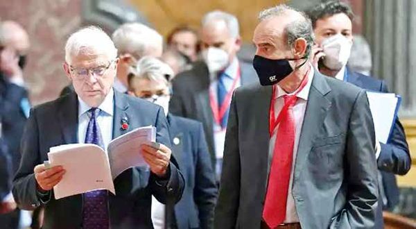 مذاکرات هستهای؛ فریز شده در آتش جنگ! مذاکرات هستهای؛ فریز شده در آتش جنگ!