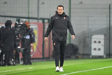 گزینه جدید نیمکت پرسپولیس؛ یک فرانسوی در نزدیکی سرخها گزینه جدید نیمکت پرسپولیس؛ یک فرانسوی در نزدیکی سرخها