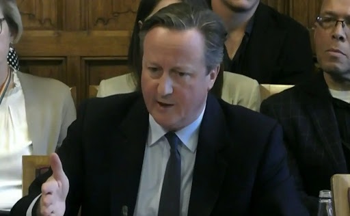 قرار دادن سپاه در فهرست تروریسم در راستای منافع لندن نیست قرار دادن سپاه در فهرست تروریسم در راستای منافع لندن نیست