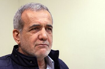 واکنش مسعود پزشکیان به توهین های جنجالی منصور ارضی: من اگر دیوانه باشم، دیوانه مردمم نه دیوانه قدرت! واکنش مسعود پزشکیان به توهین های جنجالی منصور ارضی: من اگر دیوانه باشم، دیوانه مردمم نه دیوانه قدرت!