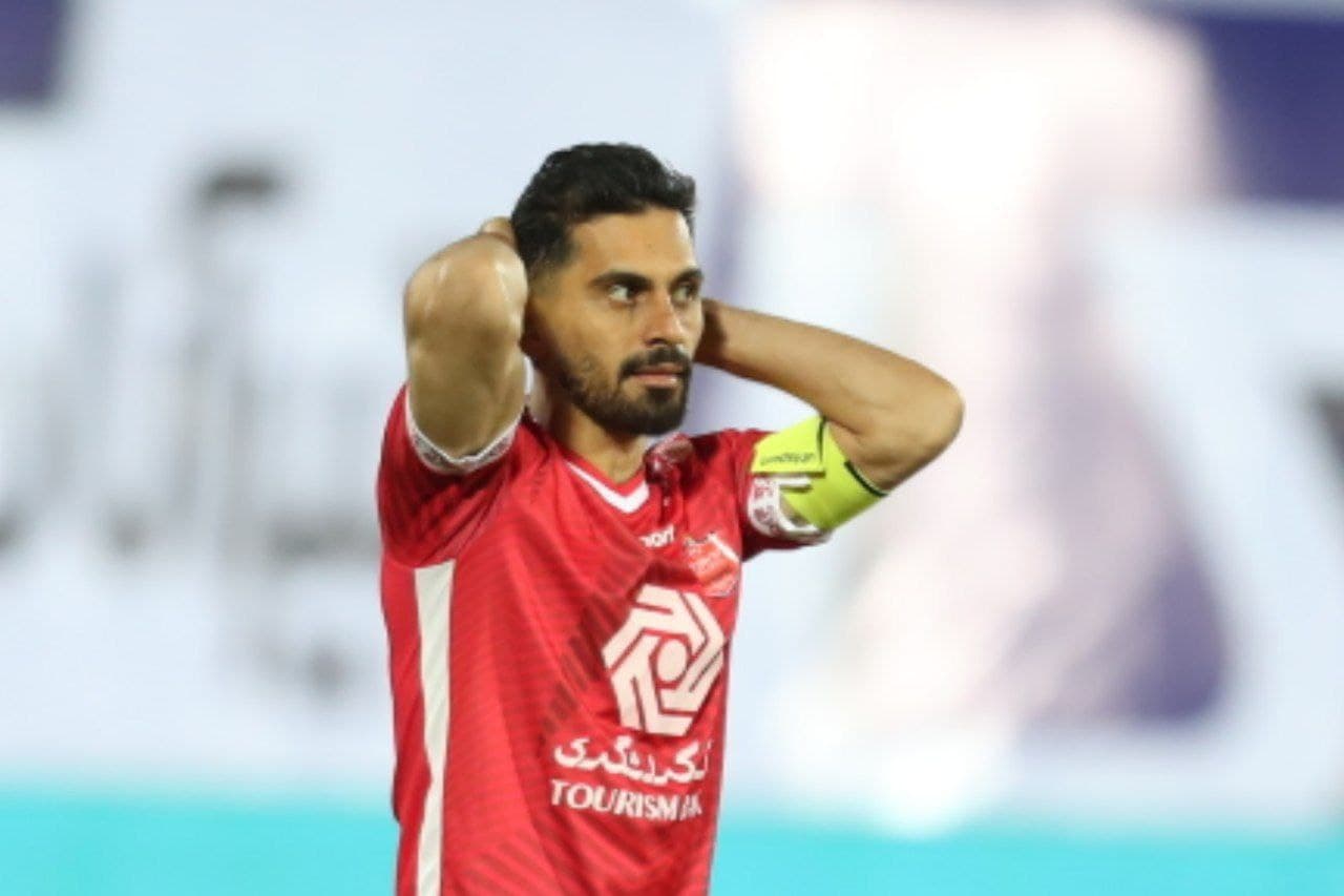 استوریهای امید عالیشاه برای بازیکنان جدا شده پرسپولیس / عکس استوریهای امید عالیشاه برای بازیکنان جدا شده پرسپولیس / عکس