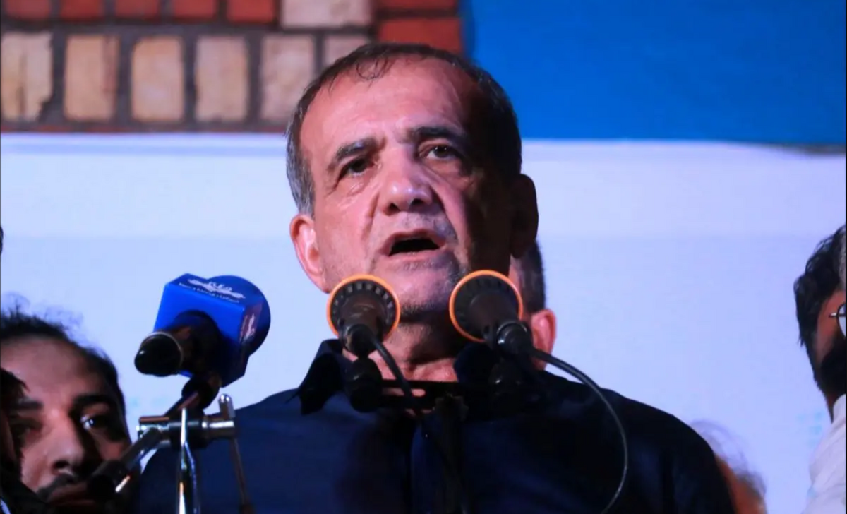 پزشکیان: رد صلاحیتها به نفع کشور نیست /اگر من بلوچ، کرد یا سنی بودم، با تمام لیاقتها نمیتوانم به جایی شایسته برسم؛ این بیعدالتی است /باید برای تمام مردم و نخبگان بستر خدمت را فراهم کرد / سرمایه این مملکت علاوه بر موشک و پهپاد، مردم هستند که اقتدار اصلی را میسازند پزشکیان: رد صلاحیتها به نفع کشور نیست /اگر من بلوچ، کرد یا سنی بودم، با تمام لیاقتها نمیتوانم به جایی شایسته برسم؛ این بیعدالتی است /باید برای تمام مردم و نخبگان بستر خدمت را فراهم کرد / سرمایه این مملکت علاوه بر موشک و پهپاد، مردم هستند که اقتدار اصلی را میسازند