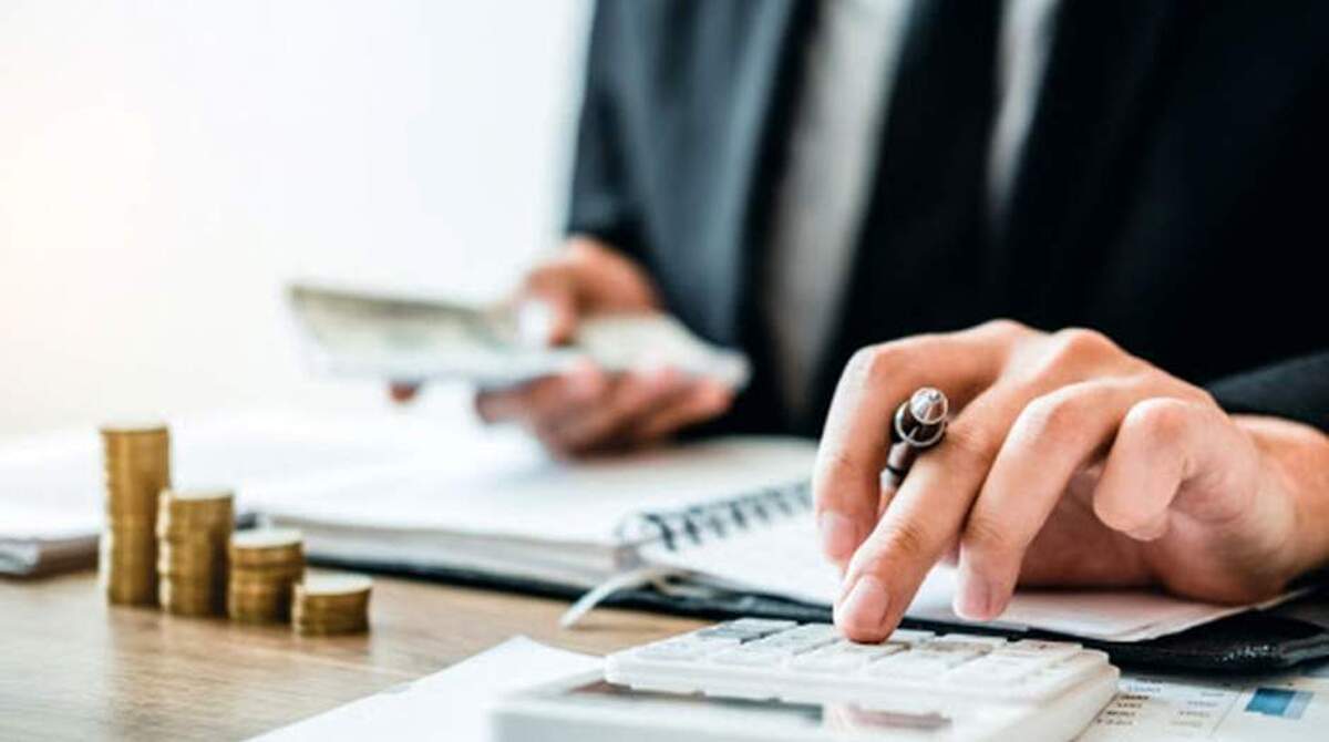 کدام مدیران دولت سیزدهم، حقوق نجومی گرفتهاند؟