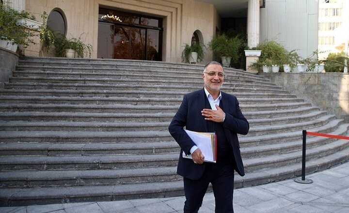 اعلام آمادگی زاکانی برای مناظره با بیژن زنگنه