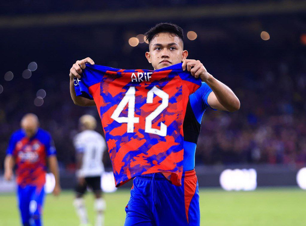 خرید عجیب پرسپولیس برای جانشینی ترابی از مالزی میآید