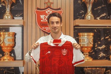 واکنش متفاوت یک پرسپولیسی به جدایی بیرانوند و ترابی واکنش متفاوت یک پرسپولیسی به جدایی بیرانوند و ترابی