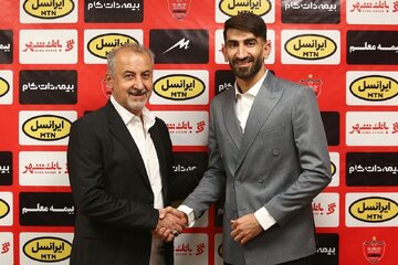 تک نگاری/ پرسپولیس – بیرانوند و خونی که نباید پایمال شود! تک نگاری/ پرسپولیس – بیرانوند و خونی که نباید پایمال شود!