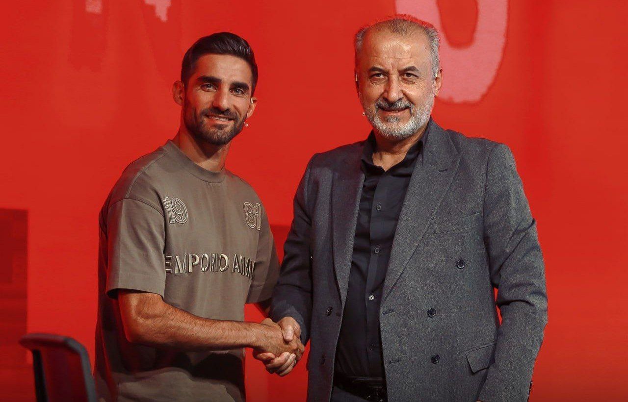 تصویری از میلاد محمدی که پرسپولیسیها را سورپرایز میکند