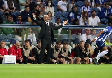 گرانترین مربی آسیا مقابل نکونام و گاریدو گرانترین مربی آسیا مقابل نکونام و گاریدو