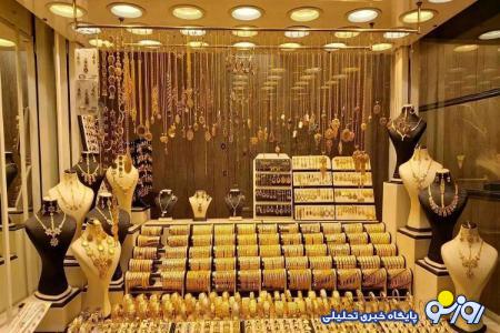 صعود شدید قیمت سکه و طلا در بازار تهران/ جهش دلار در سایه افزایش ریسکهای سیاسی صعود شدید قیمت سکه و طلا در بازار تهران/ جهش دلار در سایه افزایش ریسکهای سیاسی