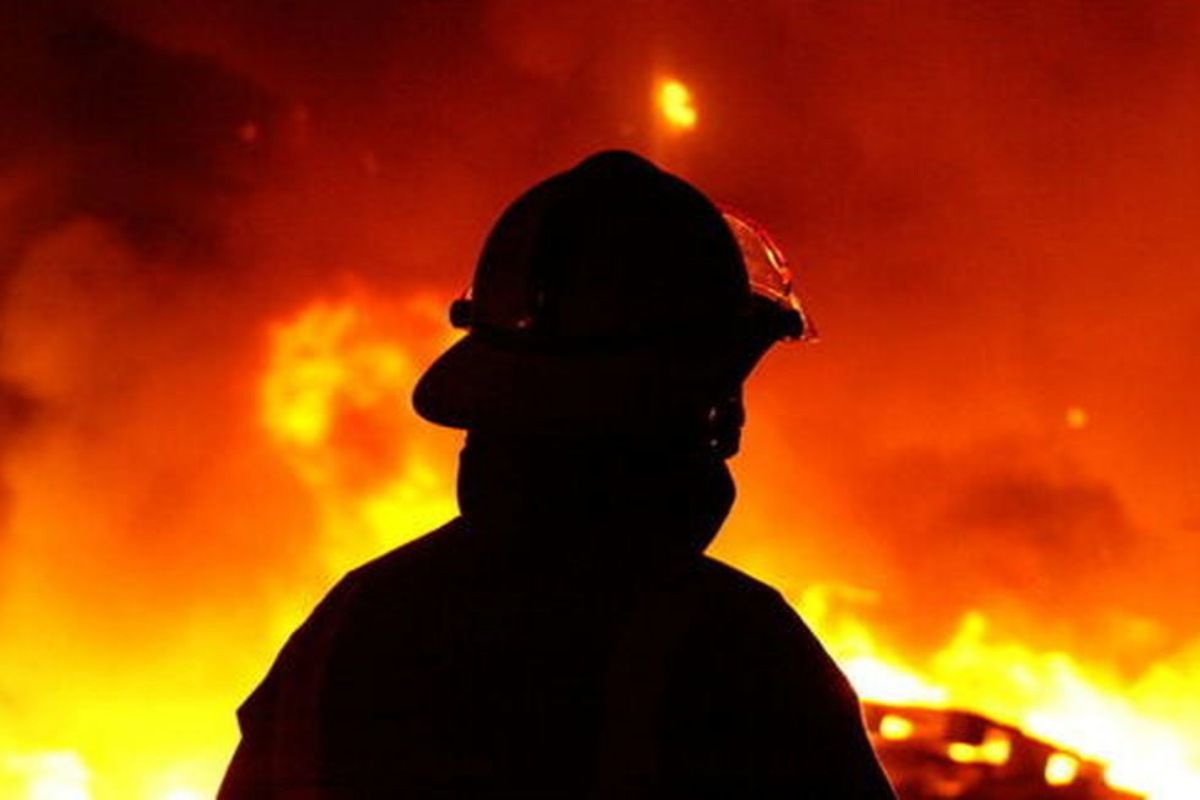 آتشسوزی گسترده یک کارگاه در جاده خاوران