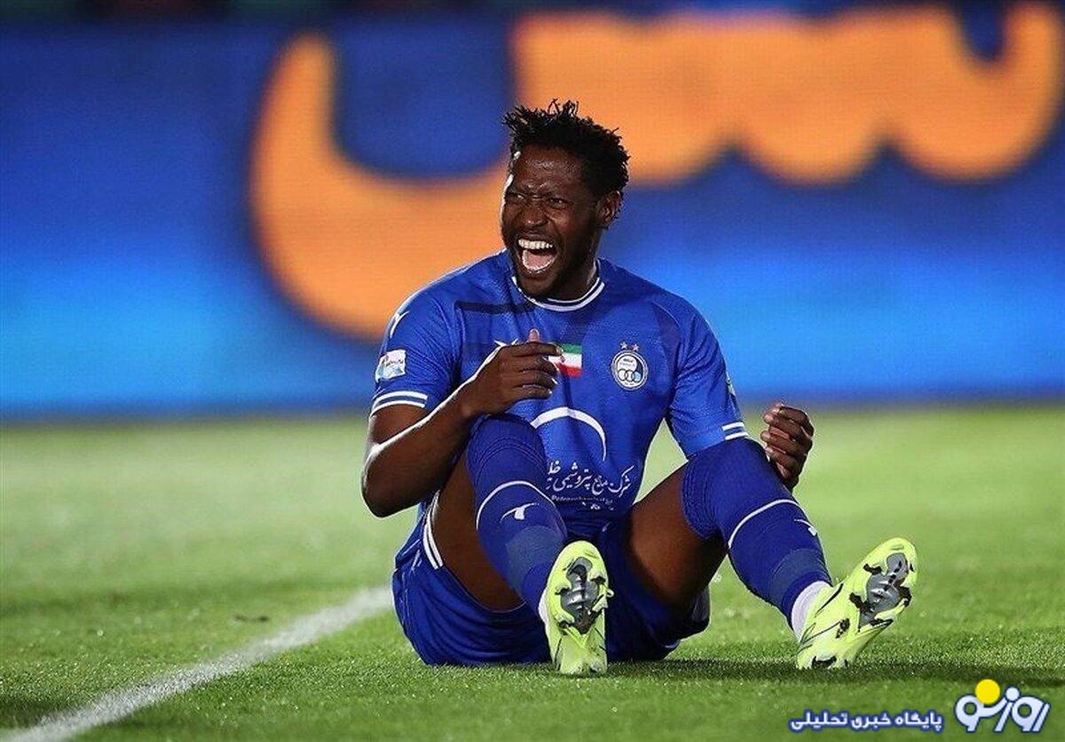 حمله جنجالی به دو ستاره استقلال/ آقای بازیکن! لااقل دو ریال برای استقلال دل بسوزان