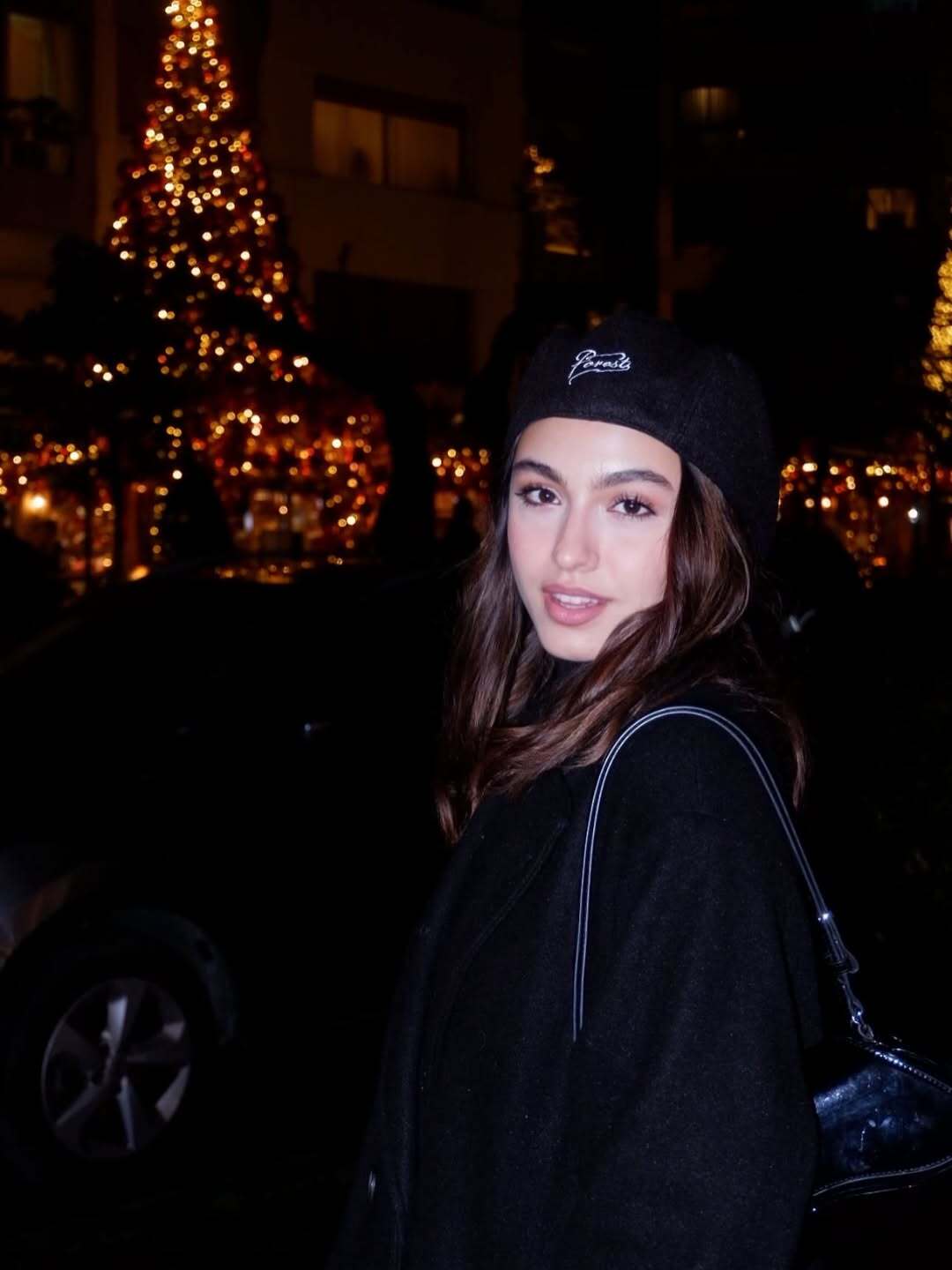 (عکس) تیپ کریسمسی نیکی نصیریان؛ تغییر چهره دختر رضا عطاران پس از 17 سال (عکس) تیپ کریسمسی نیکی نصیریان؛ تغییر چهره دختر رضا عطاران پس از 17 سال