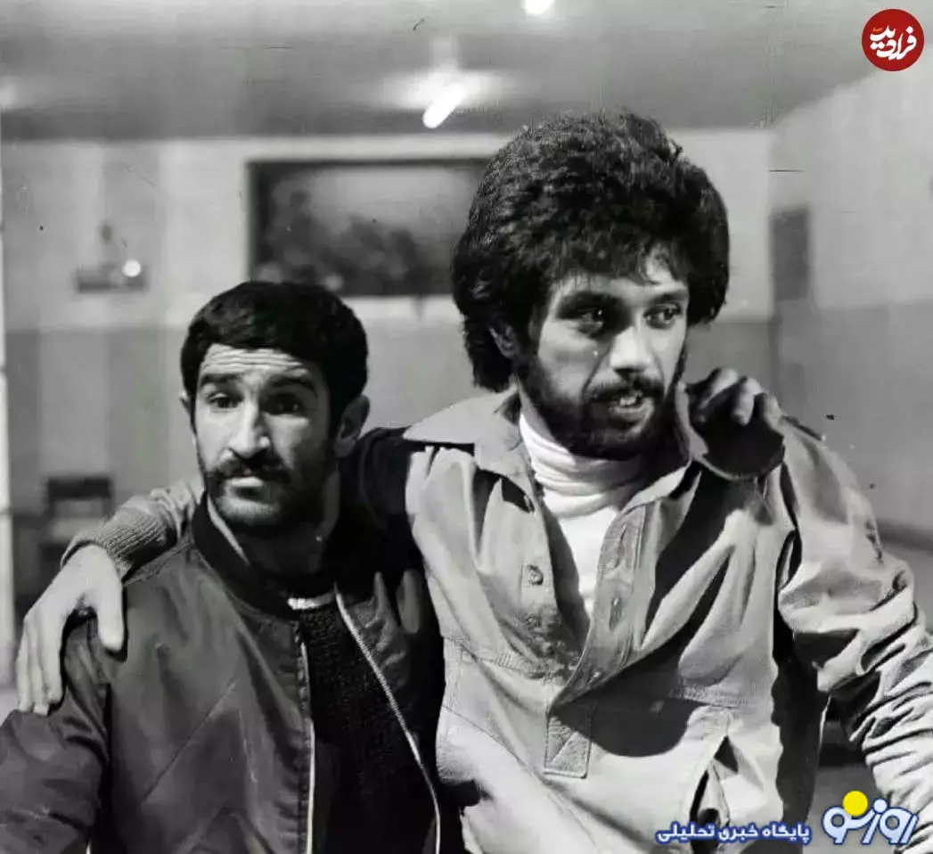 «داریوش اقبالی» در ۲۷ سالگی و در کنار محمد ذوالفقاری